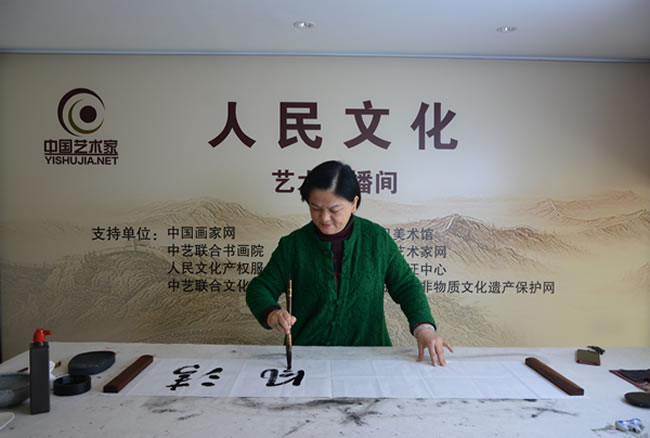 江南才女金荣婷